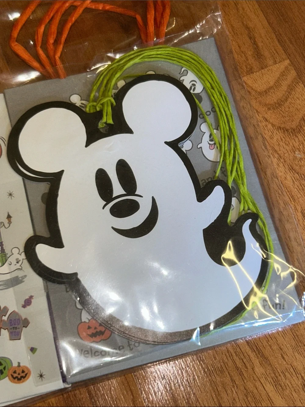 Disney Tokyo Disneyland Halloween Mickey Ghost 👻 Gift Bags and Tags